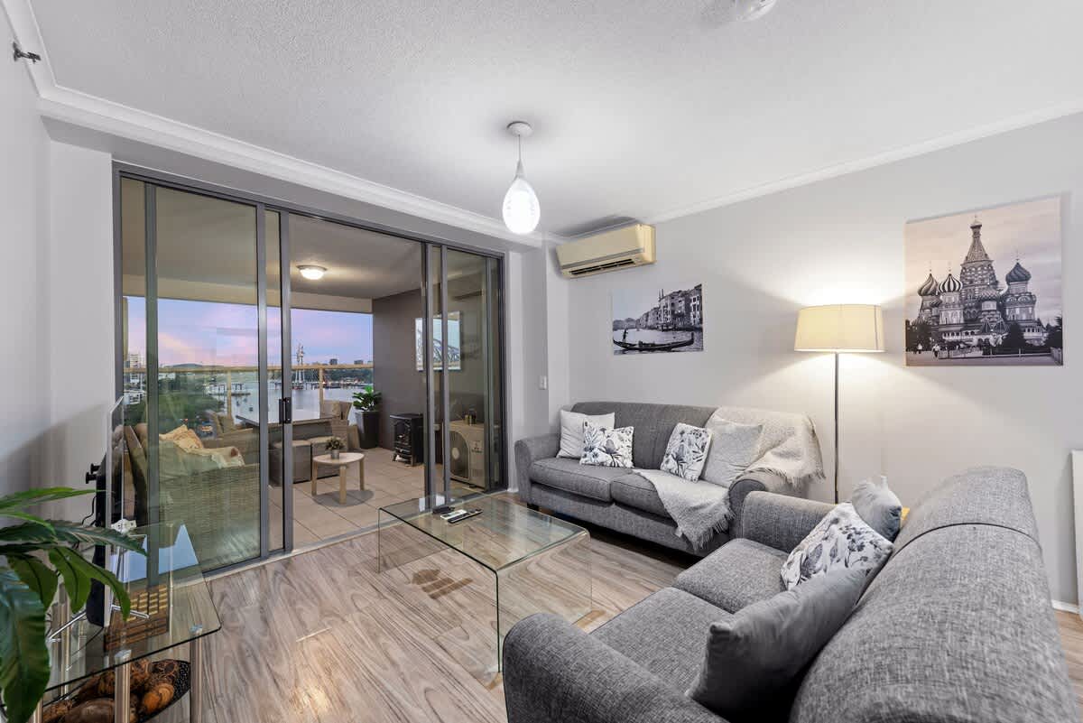 Furnished 2 Bedroom Apartment in Brisbane City