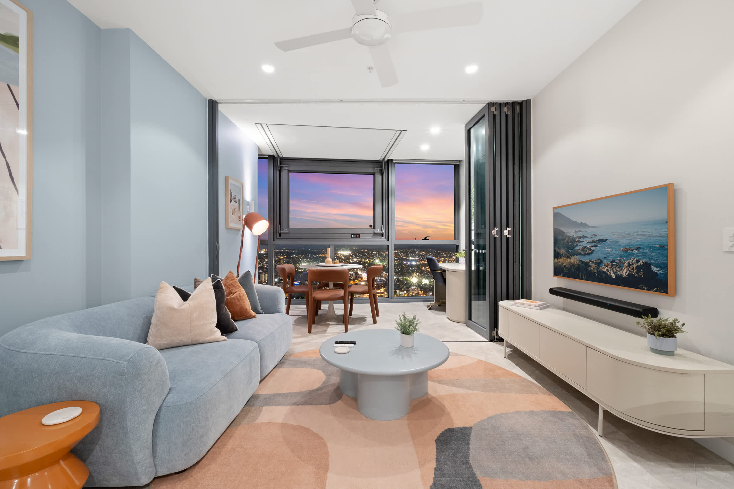 Furnished 1 Bedroom Apartment in Brisbane City