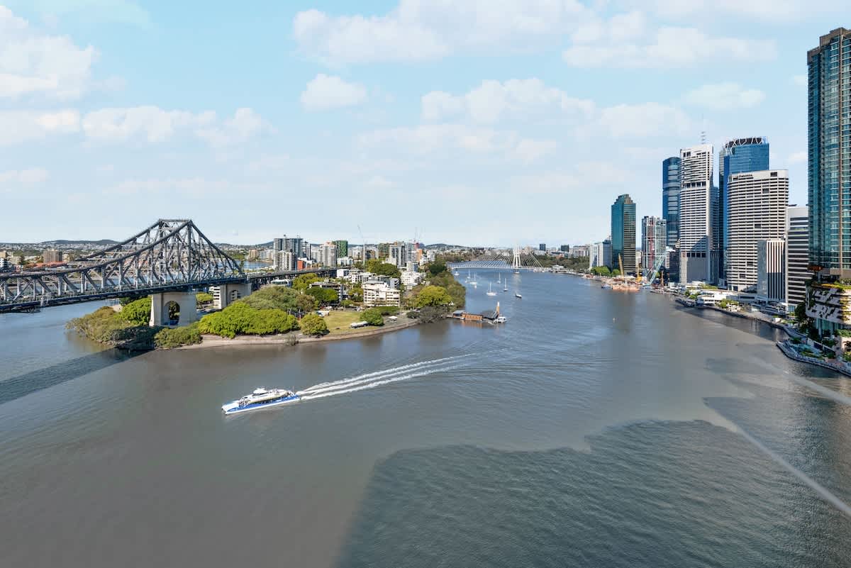 Furnished 1 Bedroom Apartment in Brisbane City