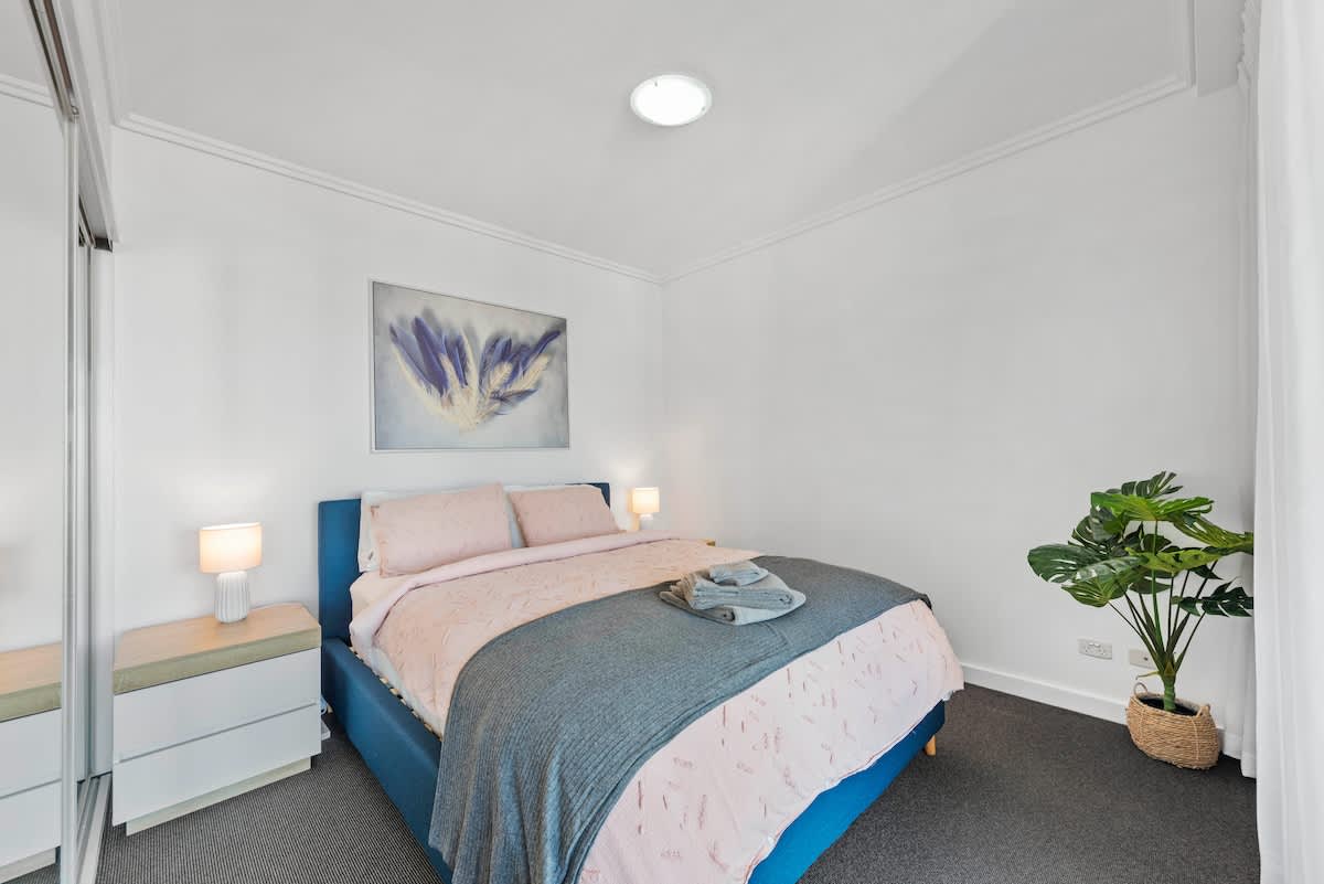 Furnished 2 Bedroom Apartment in Brisbane City