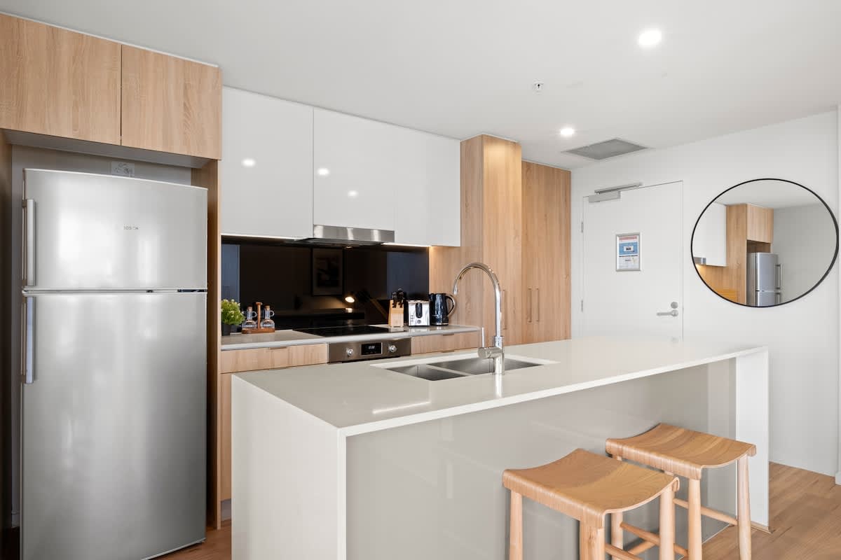 Furnished 2 Bedroom Apartment in Brisbane City