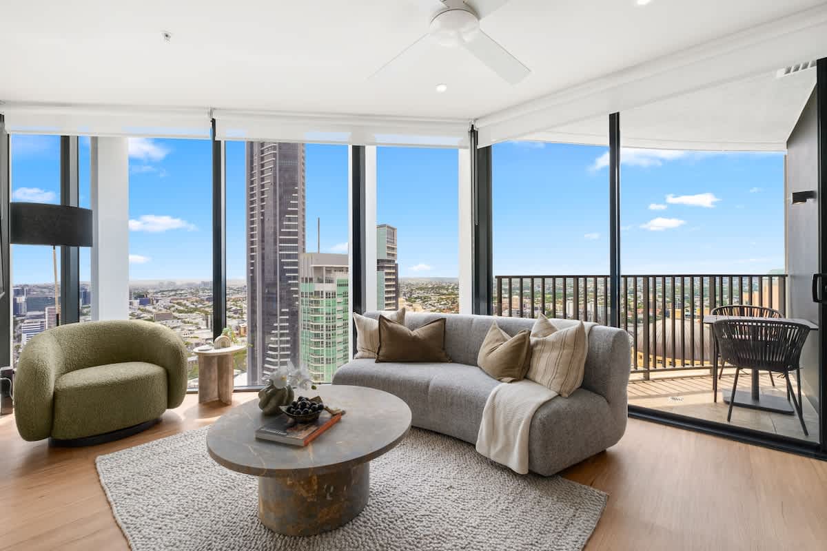 Furnished 2 Bedroom Apartment in Brisbane City