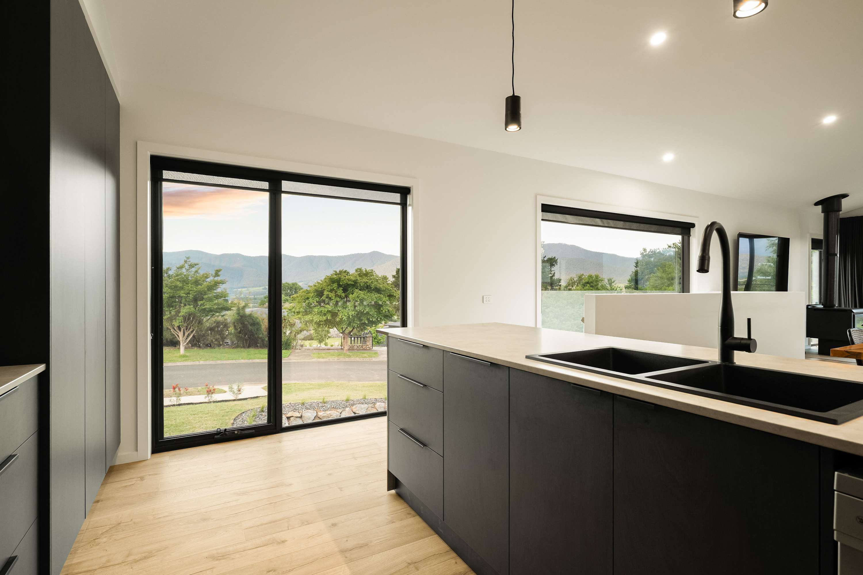 Furnished 4 Bedroom House in Tawonga South