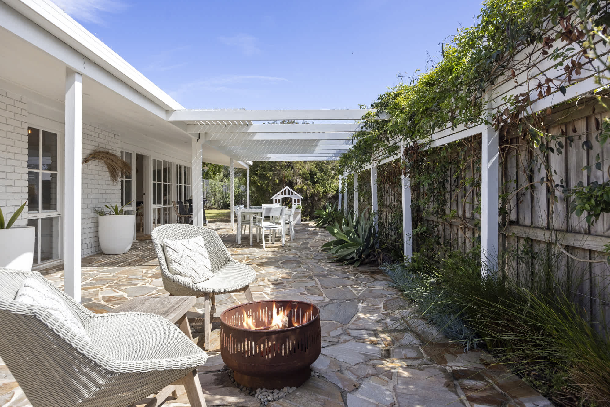 Furnished 3 Bedroom House in Blairgowrie